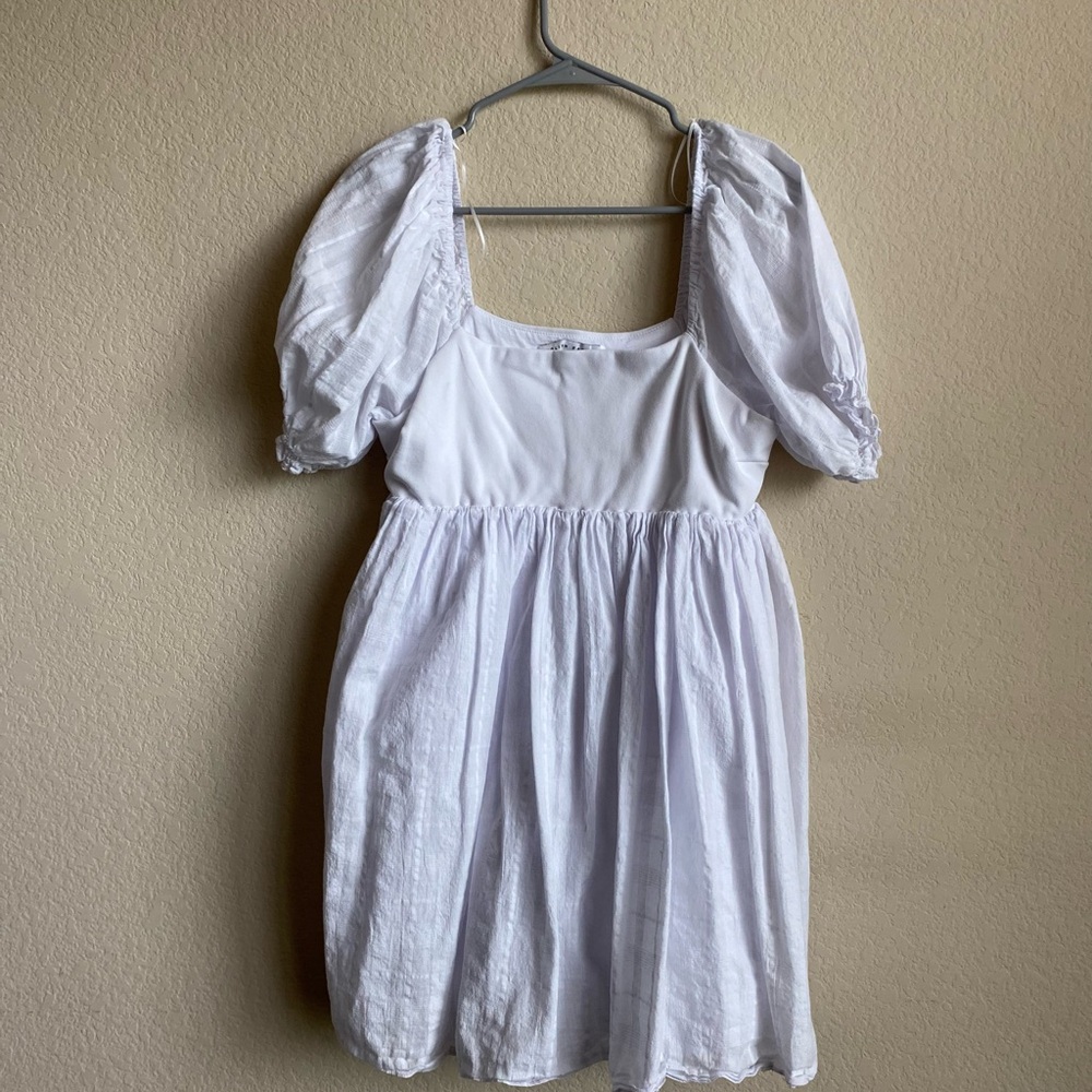 BNWOT Tuckernuck English Factory White Puff Sleeve Dress